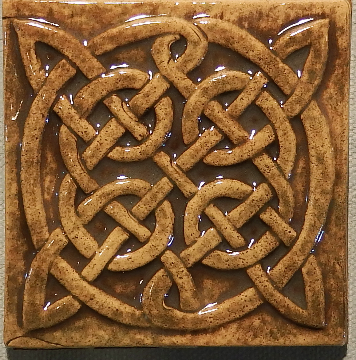 ceramic celtic tile